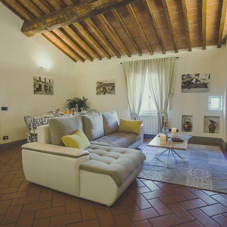 Il Cuore Di Lucca Apartment Luaran gambar